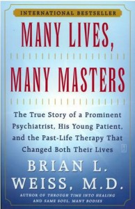 Many Lives, Many Masters: The True Story of a Prominent Psychiatrist, His Young Patient, and the Past-Life Therapy That Changed Both Their Lives (Moltes vides, molts mestres). Portada. Anglès.